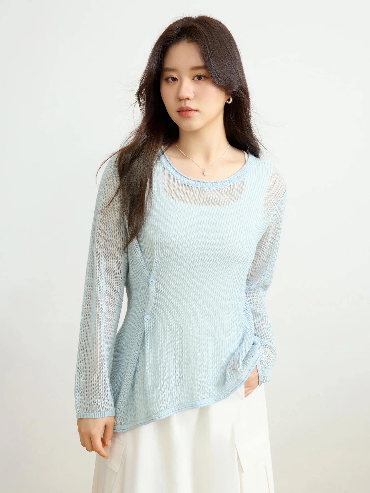 DUSHU Plus rozmiar 2025 wiosna lato nowy Hollow krem ​​do opalania sweter dziergany dla kobiet cienki kardigan na wszystkie mecze elegancki top 25DS81287