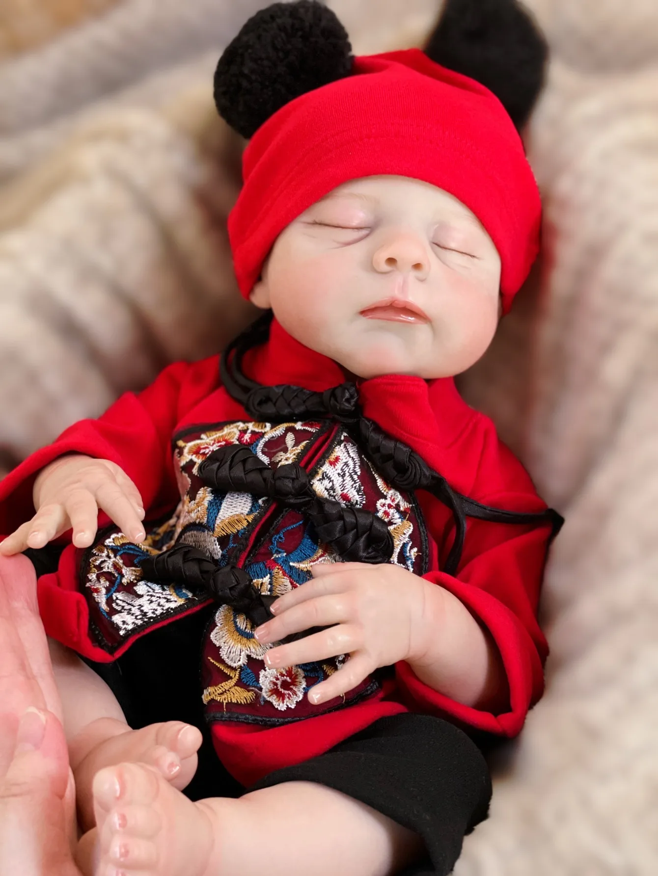 19 Inch 48 Cm Eric Bebe Reborn Doll Handmade Lifelike 3D Painted Skin Bebe Newborn Girl For Chhildren Birthday Gifts