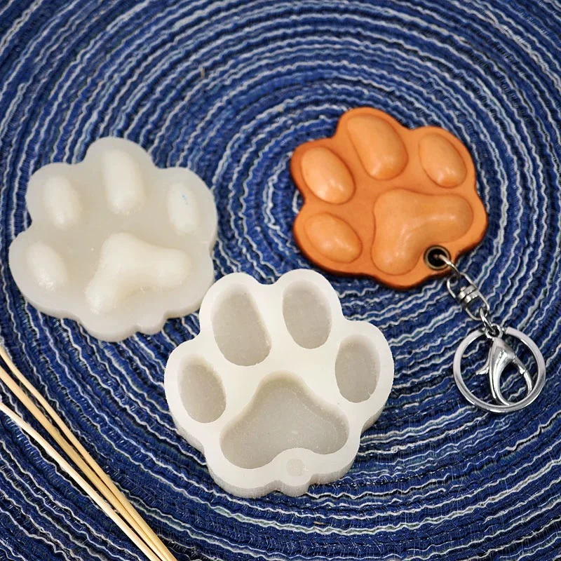 Leather Craft Key Ring DIY Handing Decoration Dog paw Shape Modeling Plastic Mold with Die Cutting Plastic Mould Set 51mm