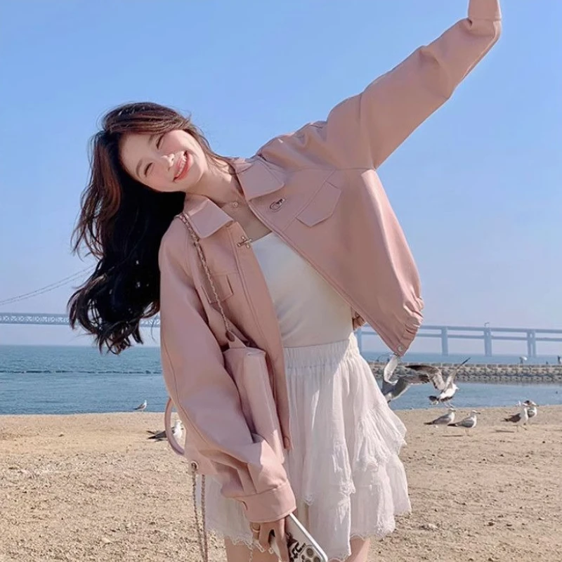 

​ ​ Весна 2025 г., приятная для миниатюрных розовая куртка из искусственной кожи, свободное повседневное универсальное мини-пальто для женщин ​