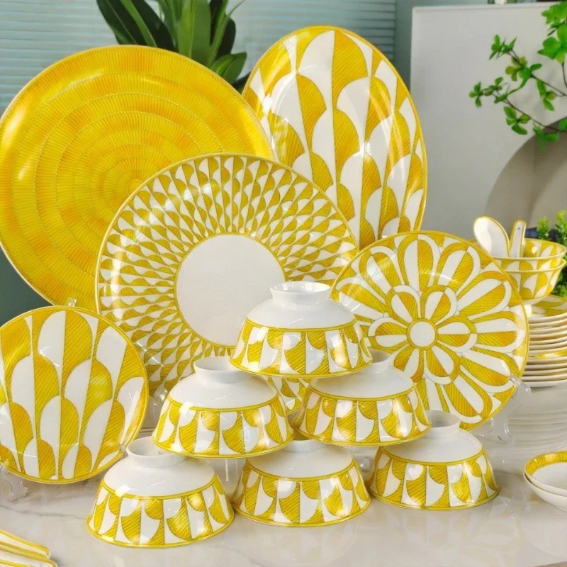 41 Piece Light Luxury Bone China Tableware Set 8 Person Serving Bowls Plates Dishes for Household Hotel Club Use
