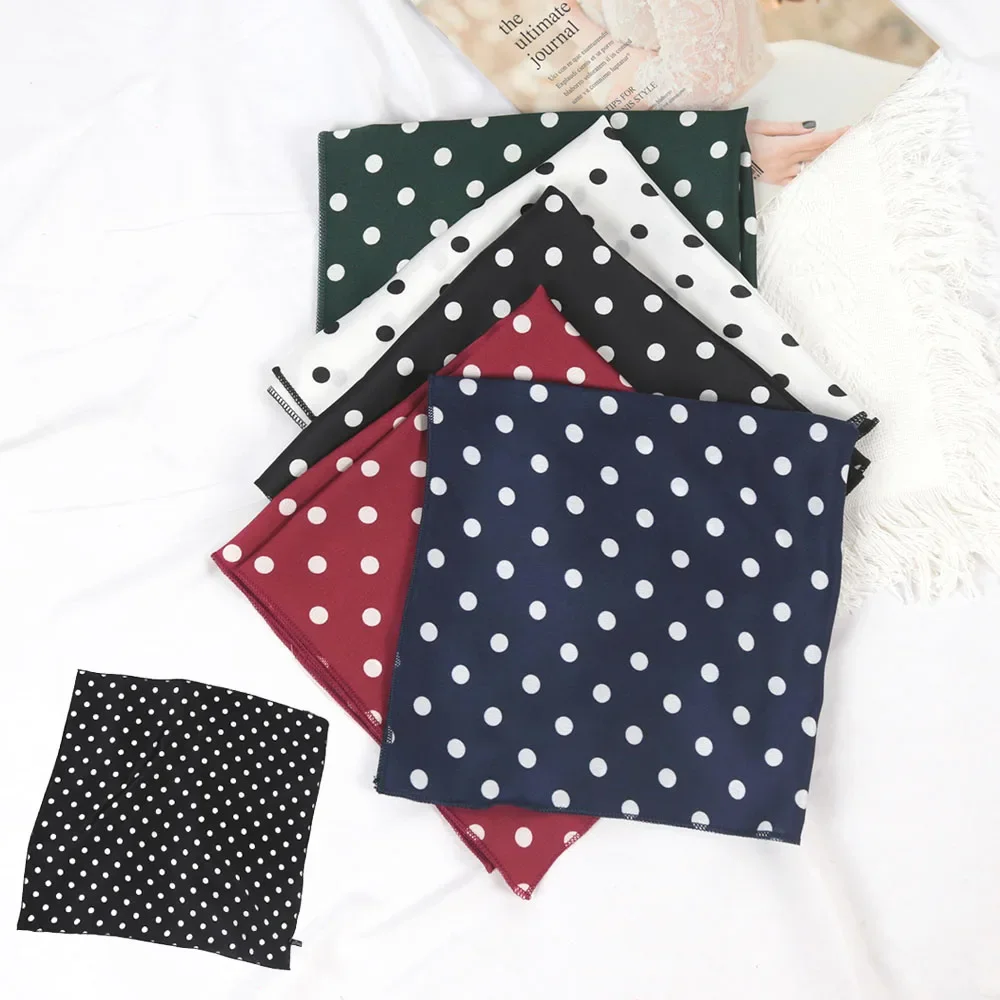 Modny szalik na szyję w kropki 50 cm Kwadratowa chusteczka dla kobiet Opaska do włosów Noworoczny prezent Nadruk Bandana Damskie codzienne akcesoria