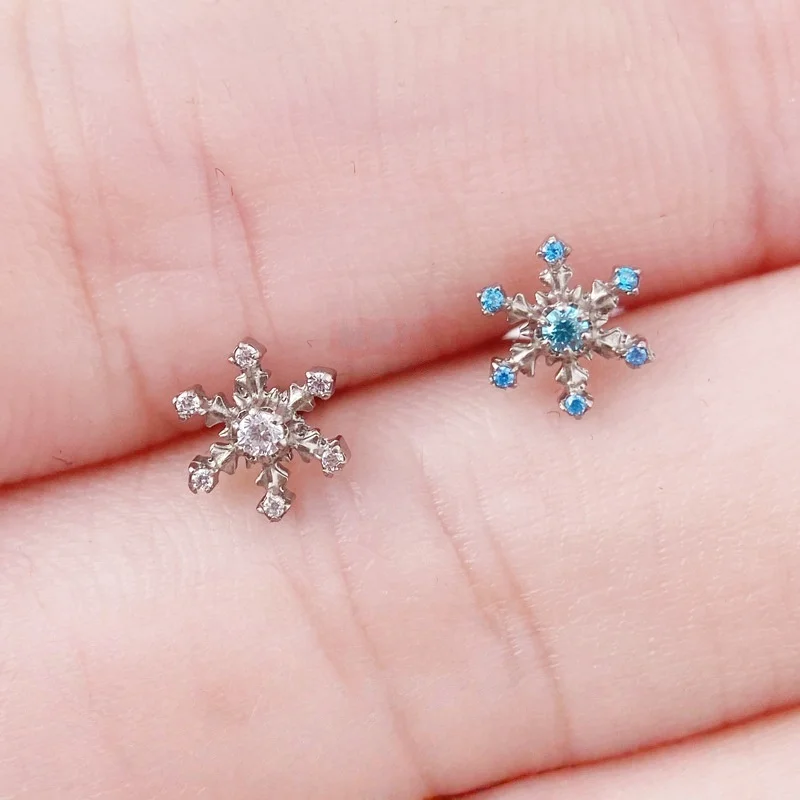 F136 Titan Schneeflocken-Lippenpiercing-Ringe 16G Runder Zirkonia-Labret-Nasenstecker Tragus-Helix-Knorpel-Ohrring Schmuckzubehör – Detail 5