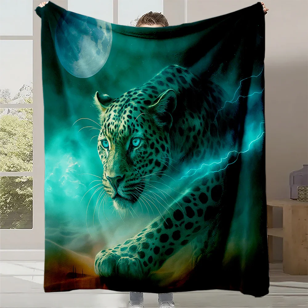 

1pc Leopard Print Flannel Blanket - Soft, Warm, and Cozy All-Season Bedspread with Vibrant Leopard Design, Machine Washable, Ide