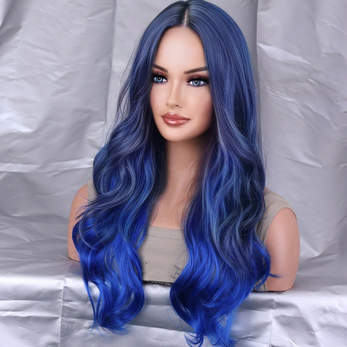 Long Wavy Dark Blue Gradient Ombre Synthetic Wigs for Women Middle Part Body Wave Wigs Natural Cosplay Hair Heat Resistant Wig