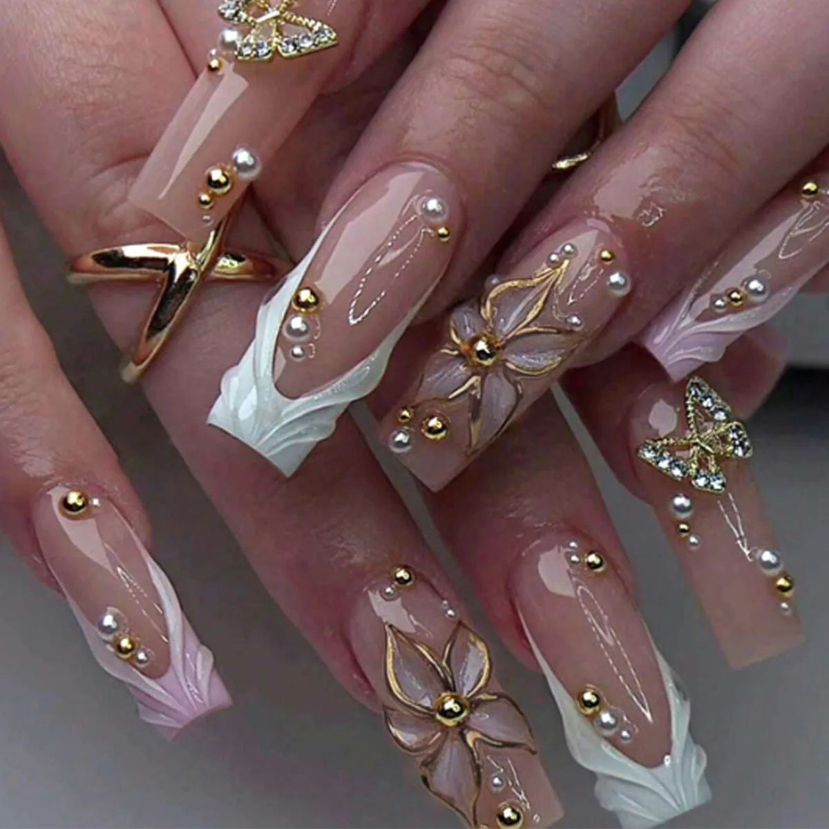 

3D Flower Gradient Pink Full Cover False Nails Tips Pearl Reusable Fake Nails Long Fake Nails Butterfly Wings Nail Art Pearls