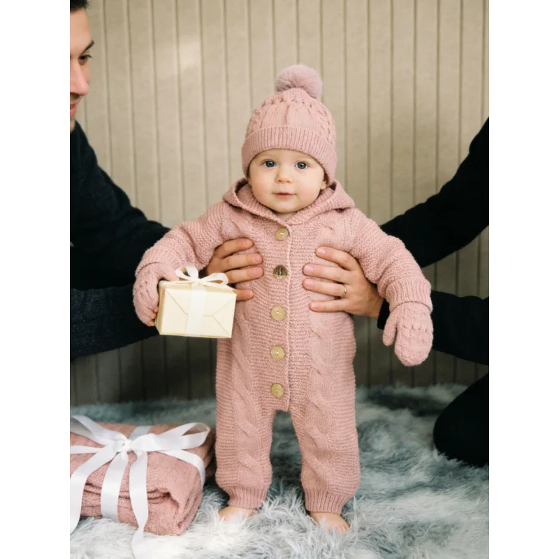Newborn homecoming gift set，Knitted jumpsuit is soft and warm，Suitable for cold weather、Photography and Special Occasions，Better
