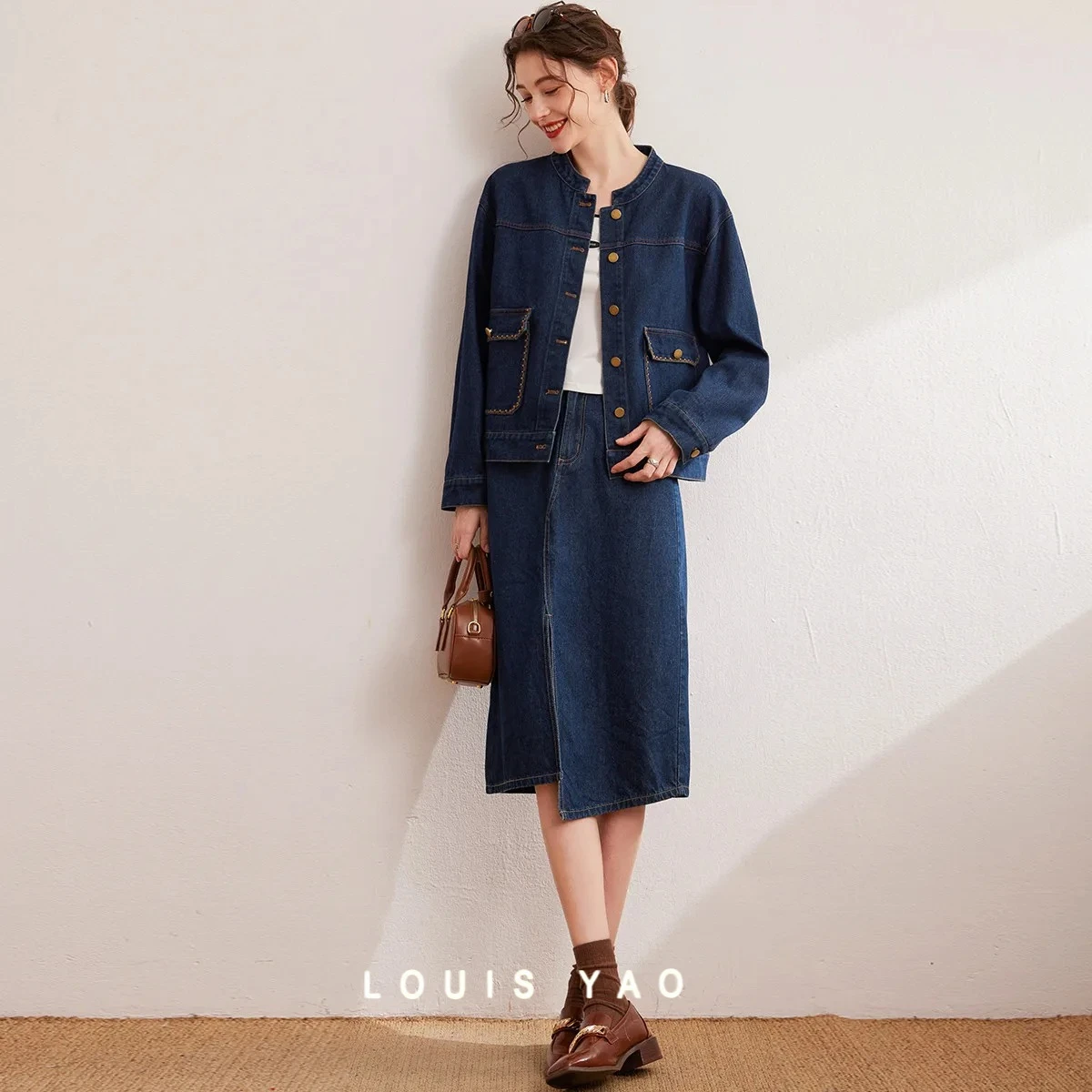 

LOUIS YAO Dark Blue Long Sleeves Denim Embroidery Jacket 2025 Autumn Stand-up Collar Coat Non-stretch Pocket Jeans Women's Top