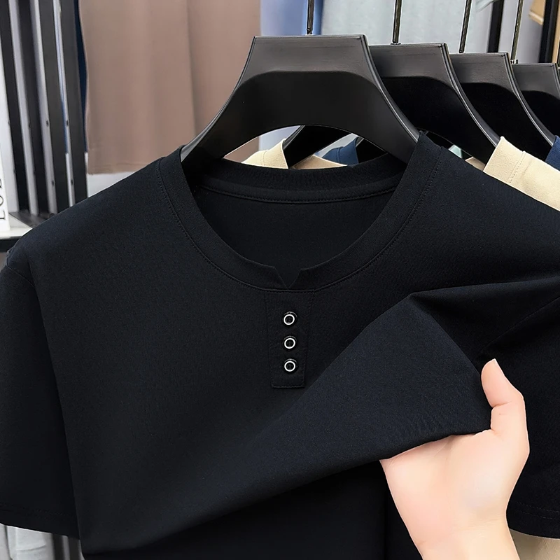 Herren Casual Kurzarm Henley T-Shirt mit V-Ausschnitt und drei Knöpfen, leichte, atmungsaktive T-Shirts für Herren, Alltagsoutfits. – Detail 8