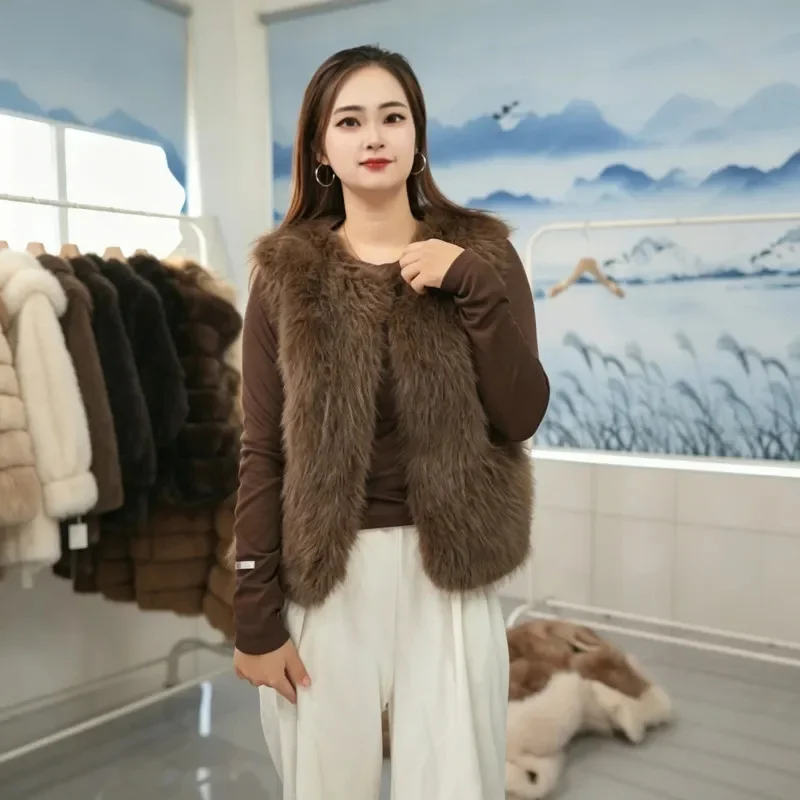 2026 New Simulation Fox Fur Environmentally Friendly Fur Vest For Women, Slimming, Versatile Plush Jacket For Autumn And Winter
