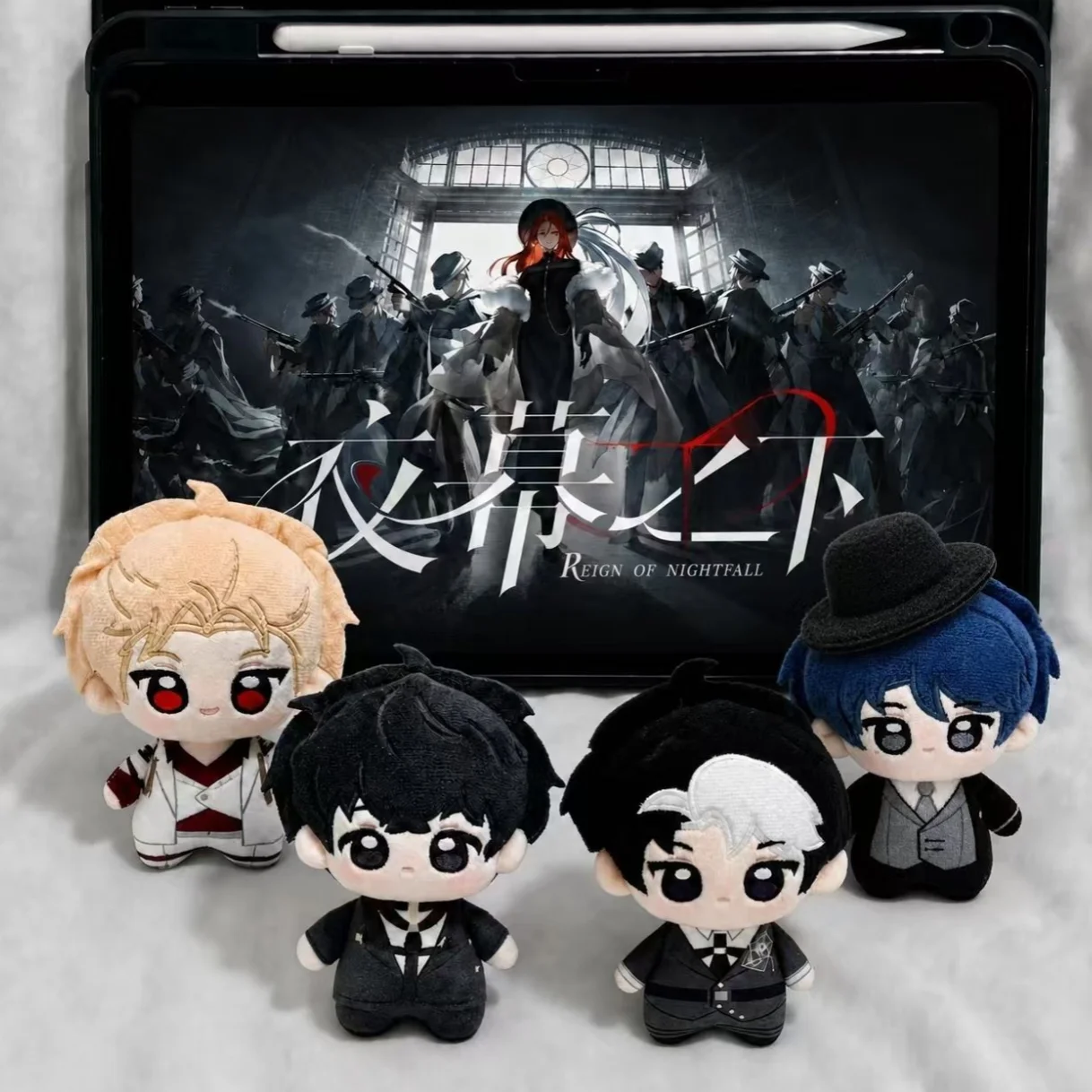 General Red Gloves 10cm Under the Night Attribute Cotton Doll Body Dress Up Clothing Cute Soft Toy Figures Fans Collection Gifts