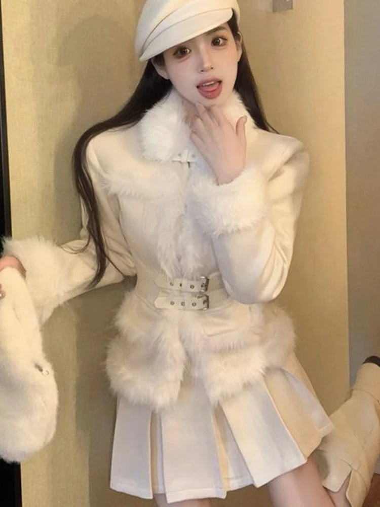 

Женский модный комплект из двух предметов в корейском стиле, женский повседневный лоскутный комплект из искусственного меха, элегантная куртка Y2k, мини-плиссированная юбка, комплект