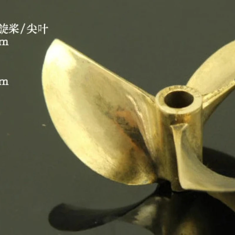 Steamboat model propeller 6717/7016/7214 four-blade three-blade copper propeller outer diameter 70/67mm hole 6.35mm