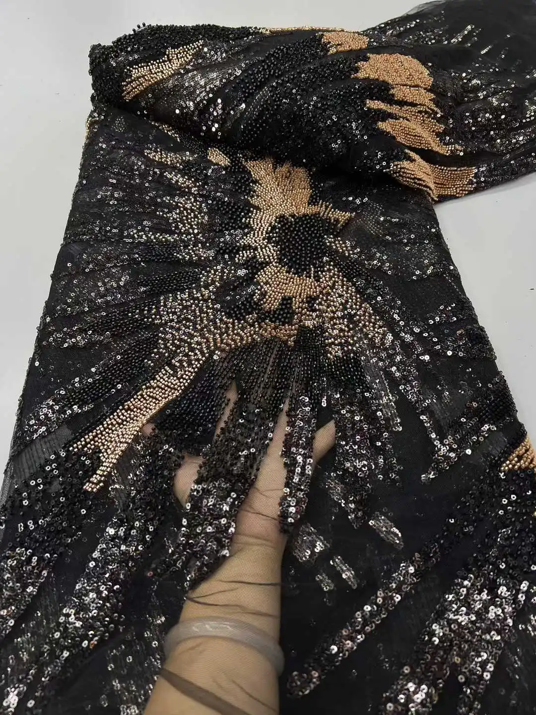 

Luxury Beads Mesh Lace Fabrics Lace Nigerian African Tulle 2025 French Tulle Beaded Net Lace for Women Evening Dresses