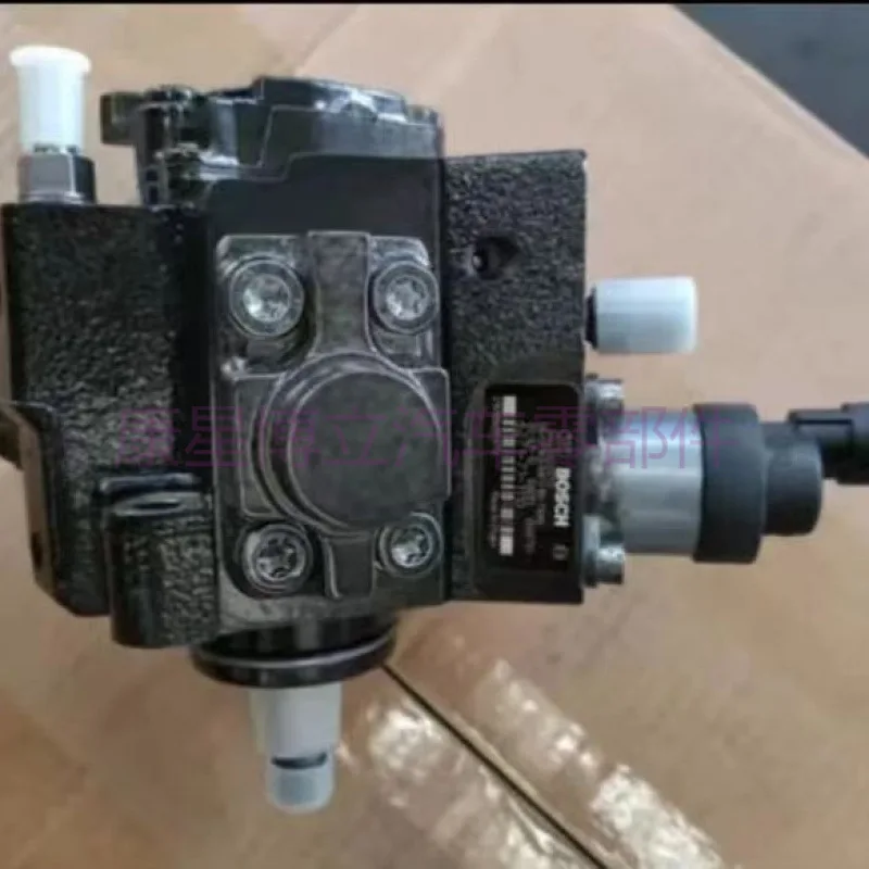 

Fuel Injection Pump 0445020083 for Mitsubishi Engine DO4FR Kobelco Excavator SK130-8 SK140