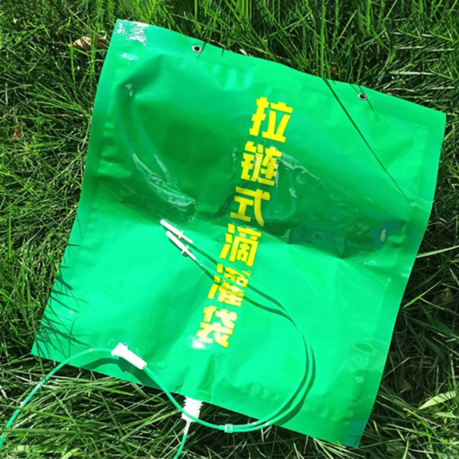 Plant Drip Irrigation Bag Slow Release with 20L Water Bag Plant Watering Drip Irrigation Bag for Landscaping Indoor Outdoor Yard