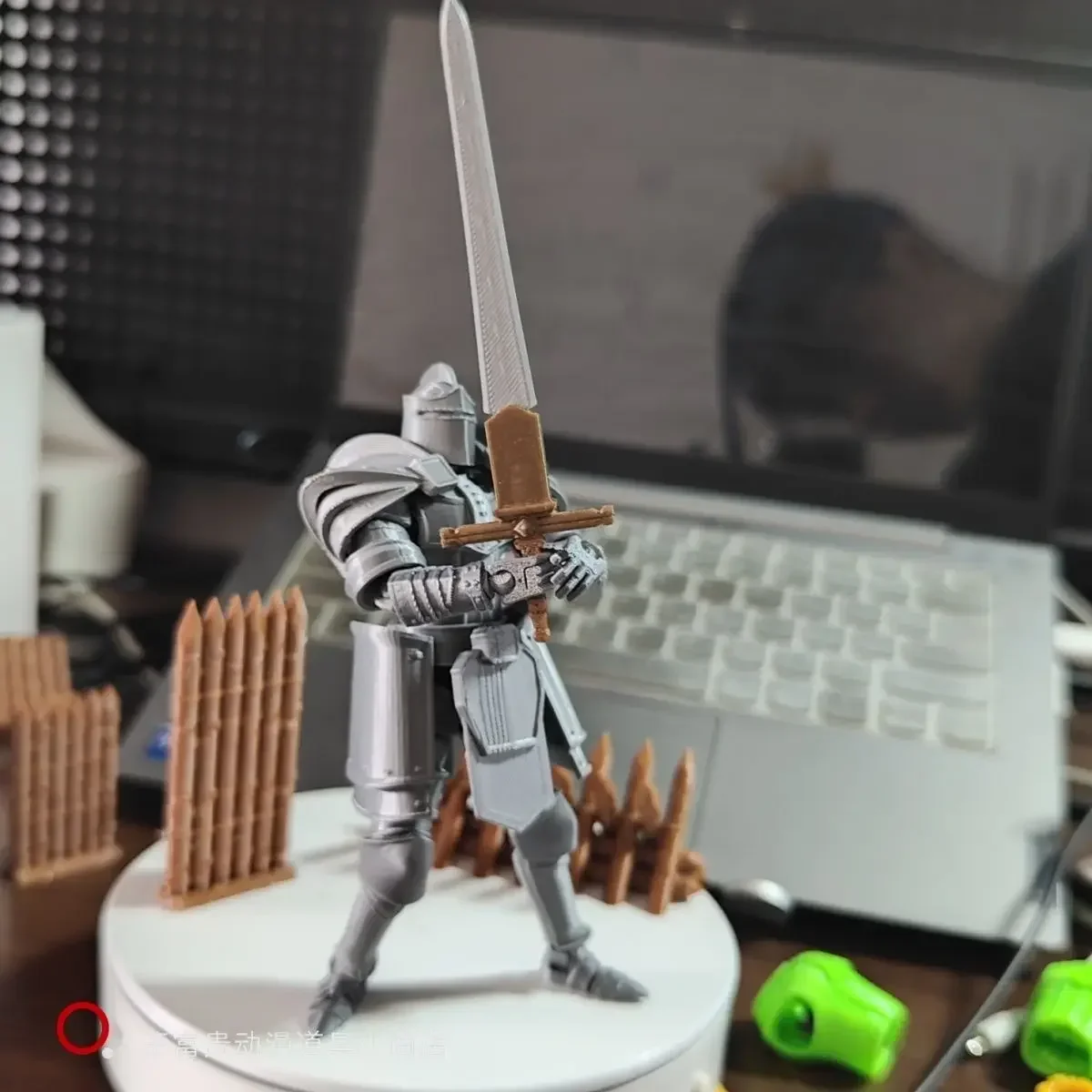 Medieval Heavy Armor 3d Printed Multi-articulated Mobile Soldier Model