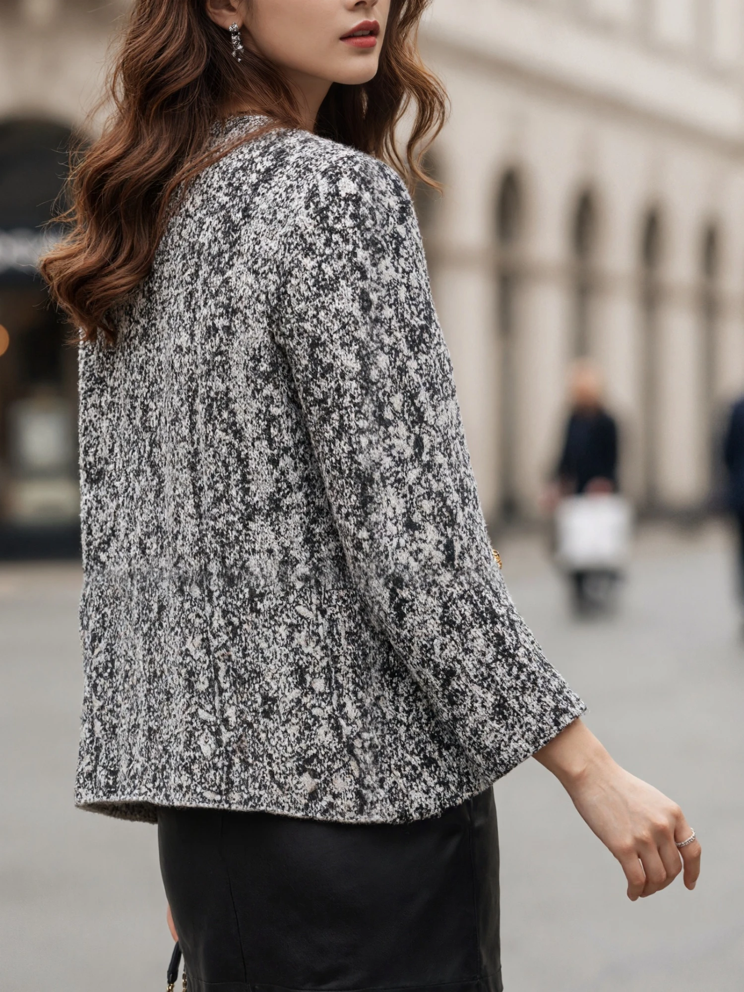 여성용 샤넬 스타일 플로럴 얀 골드 스레드 골드 버클 니트 가디건, 라운드 넥 더블 포켓 숏 스웨터 재킷, 봄 가을 데일리 출퇴근/성숙한 스타일 의상