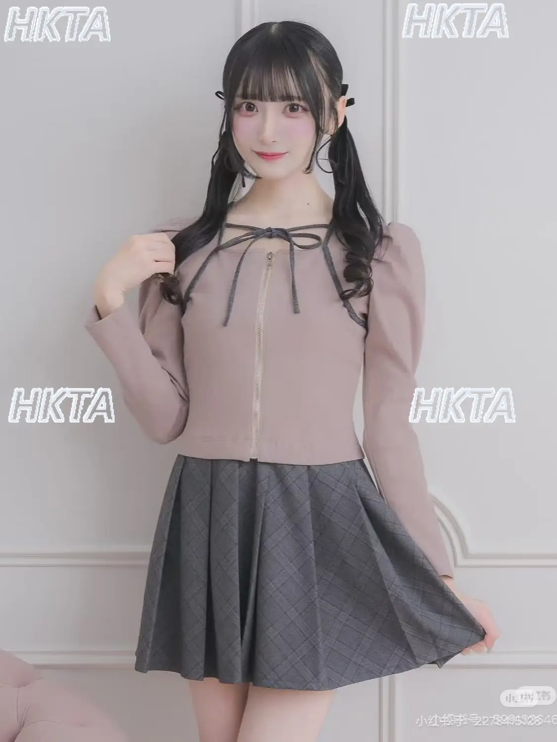 Abito corto pieghettato con cuciture scozzesi invernali giapponesi 2025 da donna pendolarismo dolce collo quadrato manica lunga abito Lolita sottile da donna