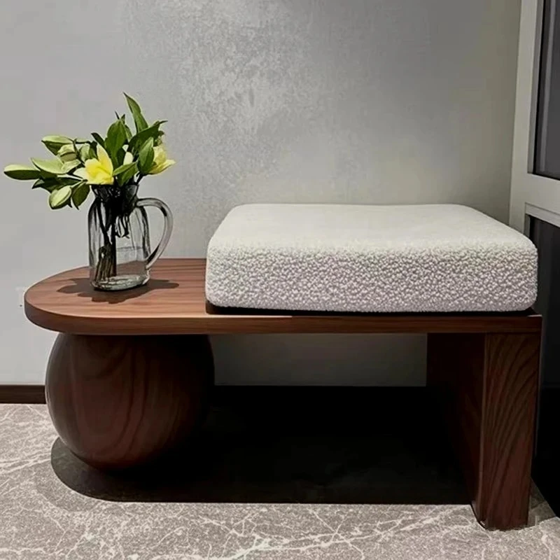 Nordic Medieval Shoe Changing Stools Living Room Furniture Porch Shoe Ottomans Bedroom End Stool Cloakroom Bench