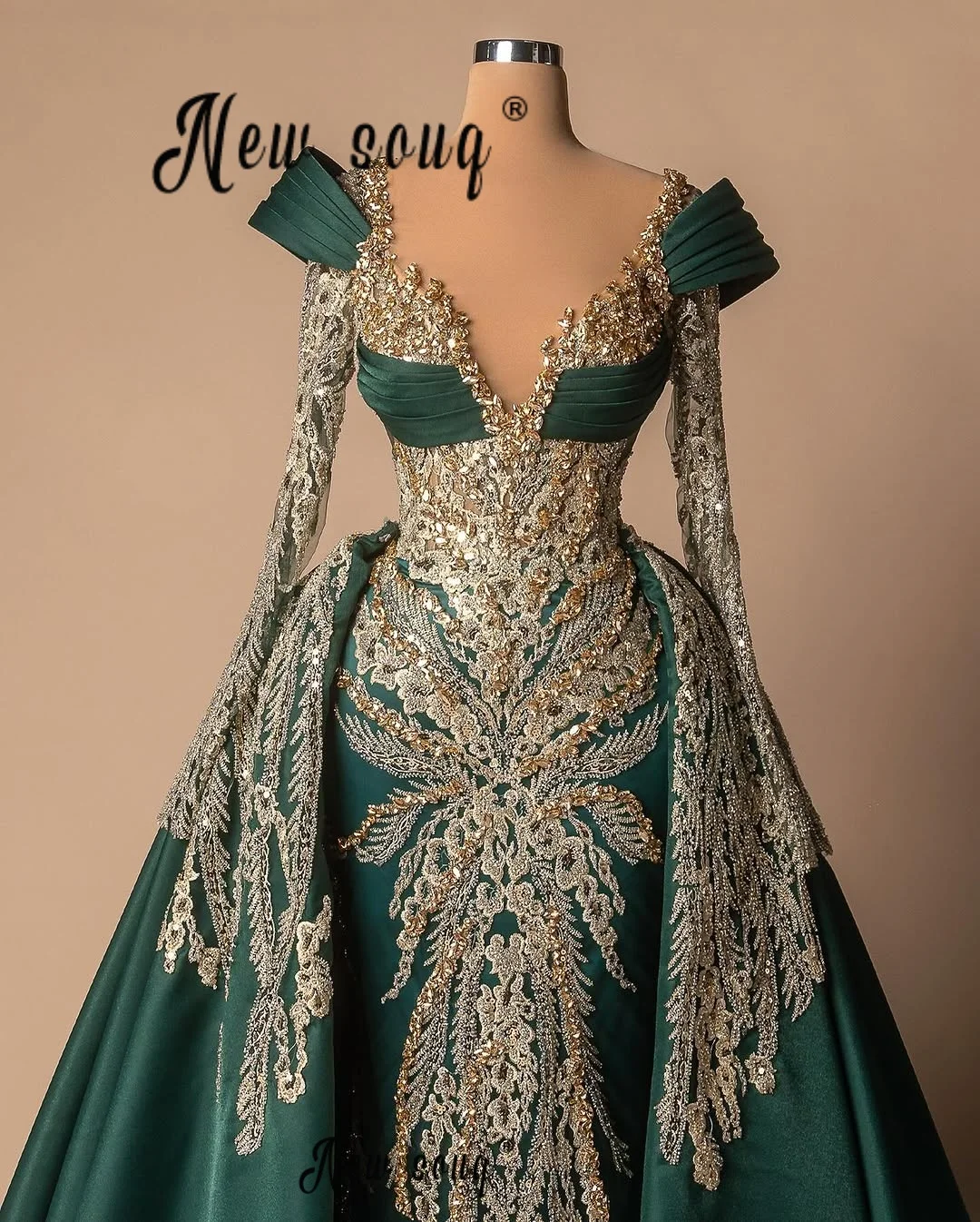 Gold Lace Emerald Green Prom Dress With Detachable Train 2026 Luxury Evening Gowns Customized Long Sleeve Wedding Guest Dress
