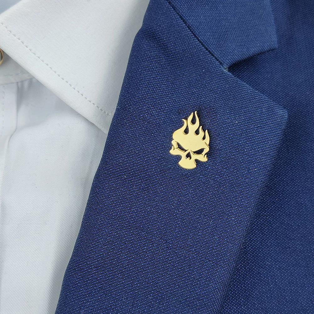 316L Stainless Steel 18K Gold Plated Flame Skull Lapel Pin Punk Skeleton Brooch Suit Collar Pin Fashion Jewelry Gift