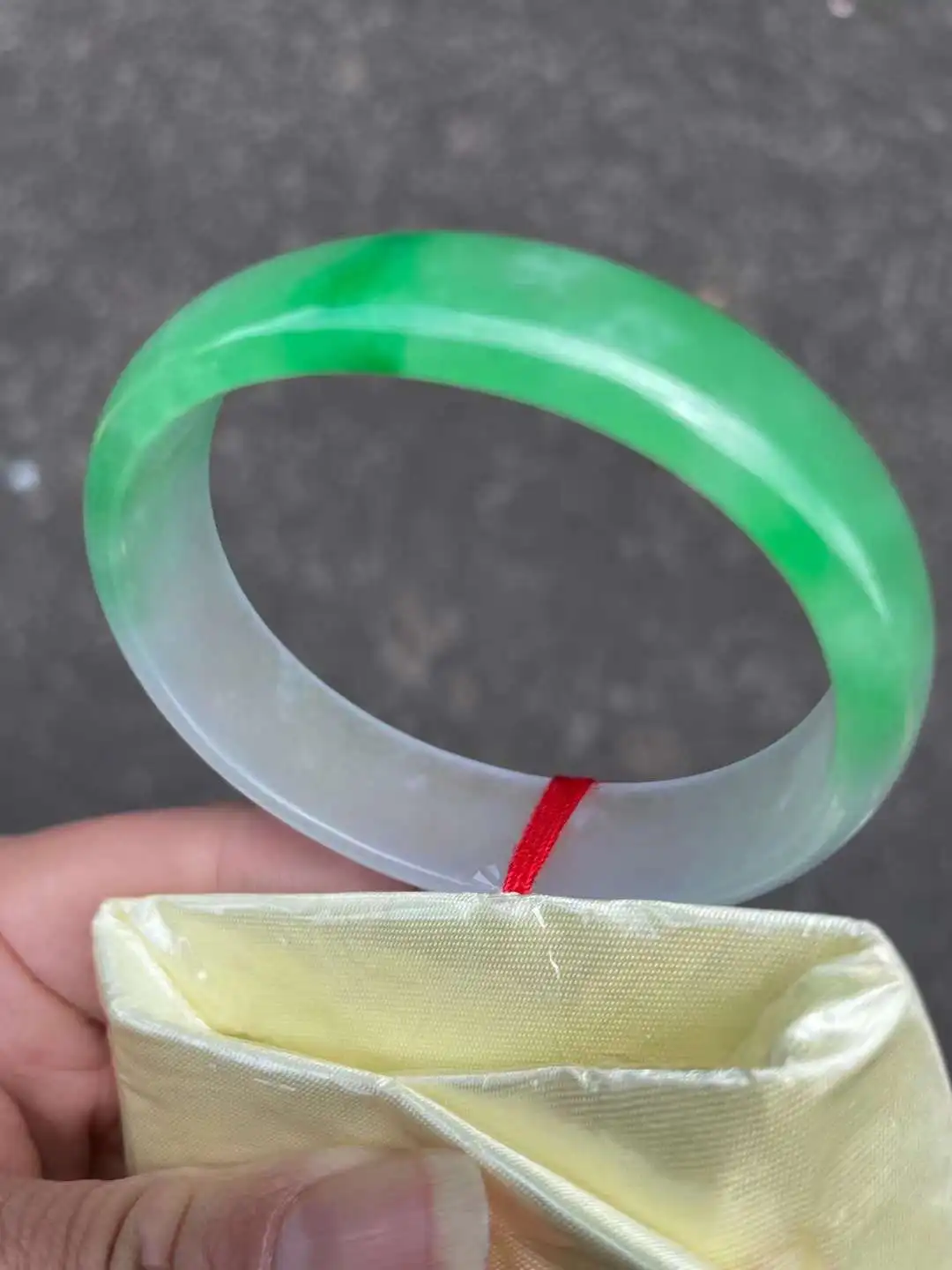 

Natural Jadeite Ice Glutinous Perfect Consort Bracelet Half-green Half-white Elliptic Bangles Jade HandRing Fine Jewelry