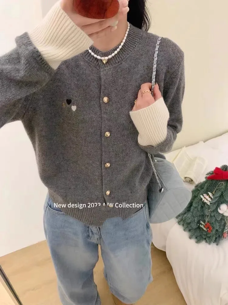 

New modelf or 2025. Spring and Autumn Women's Embroidered Heart-shaped Round Neck Sweater Jacket, casual Knitted Cardigan Top