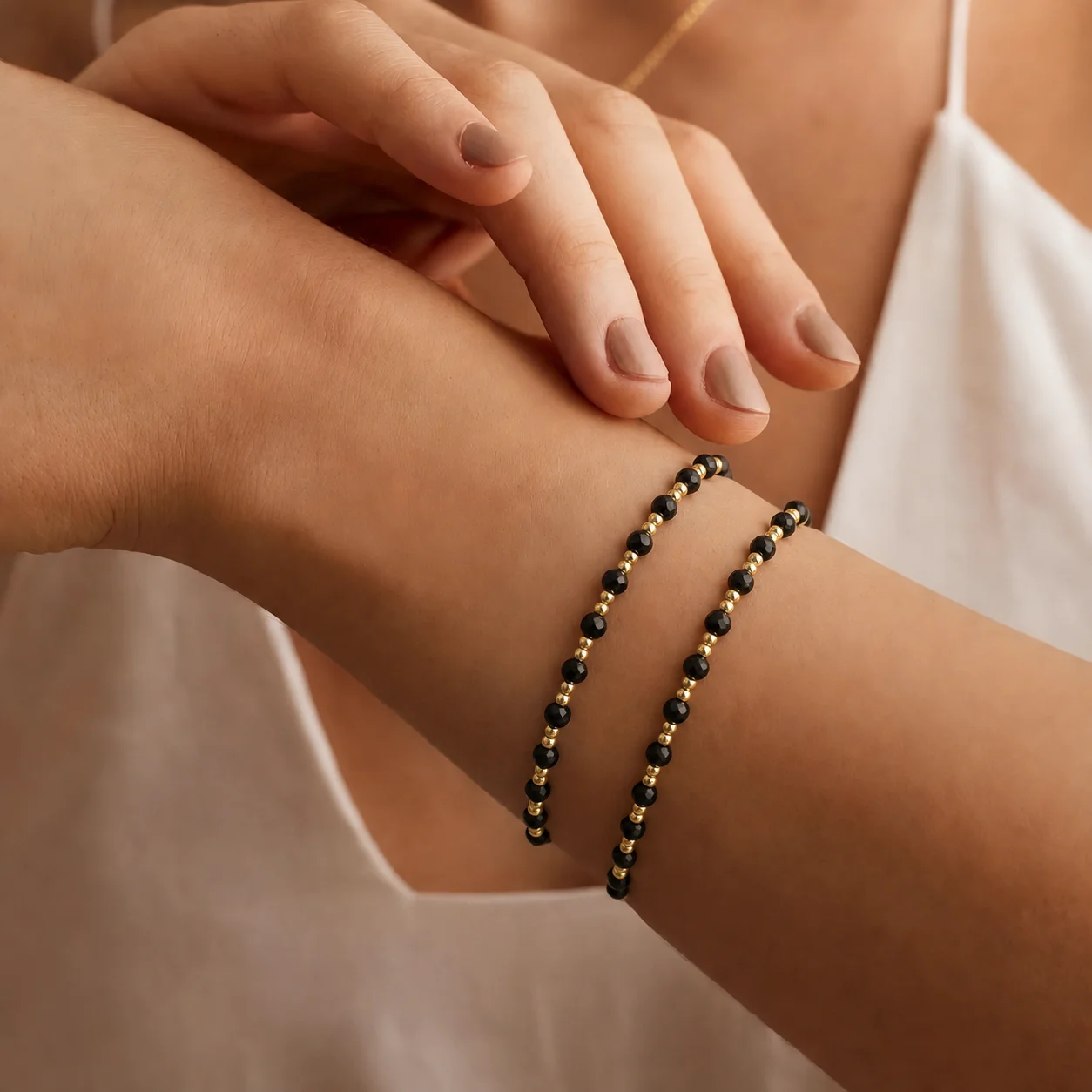 2pcs Women's Black Crystal Spherical Beaded Copper String Bracelet Trendy Beaded Bracelet for Women Gift for Her
