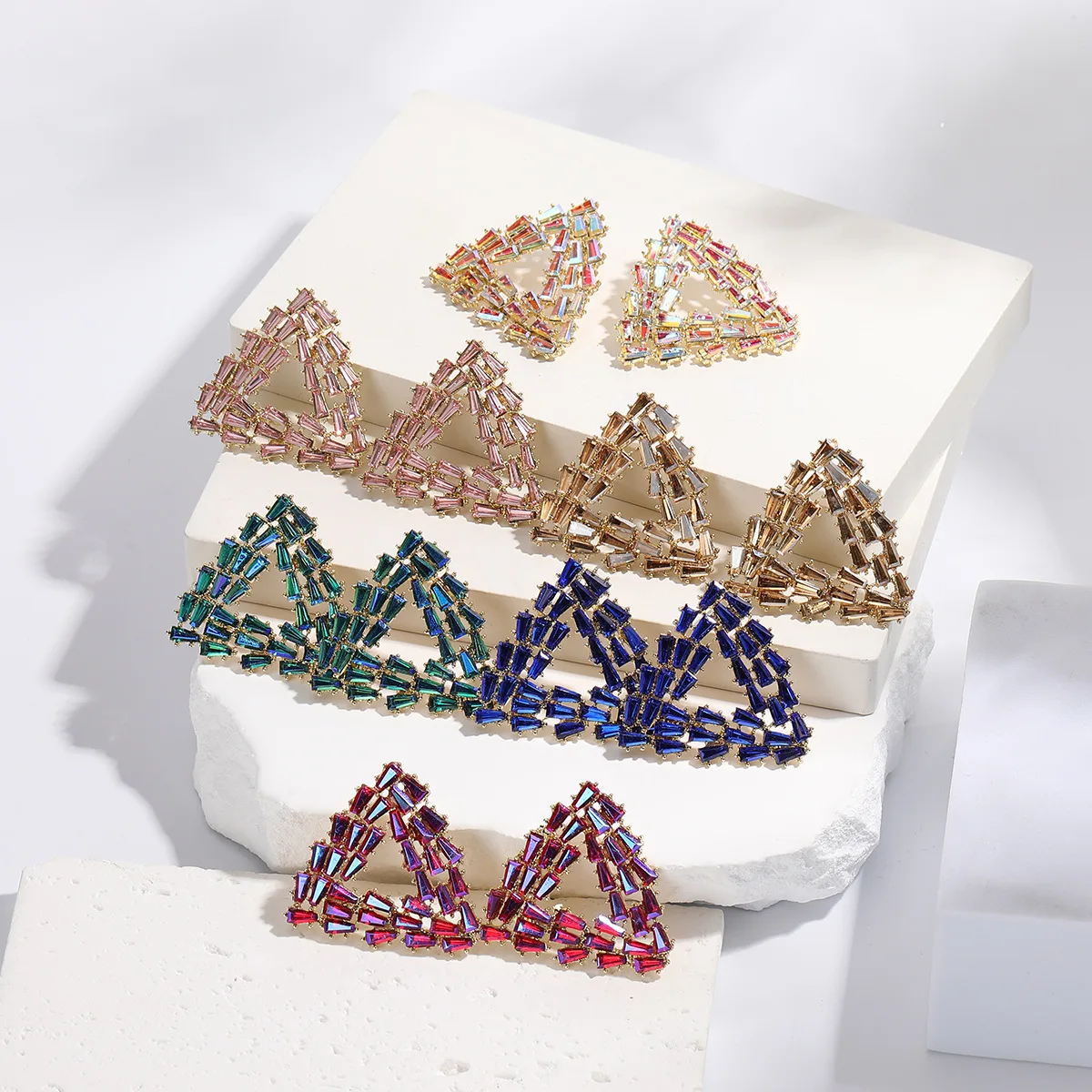 Triangular full diamond earrings, retro exaggerated luxury earrings, triangular hollow diamond-encrusted stone earrings