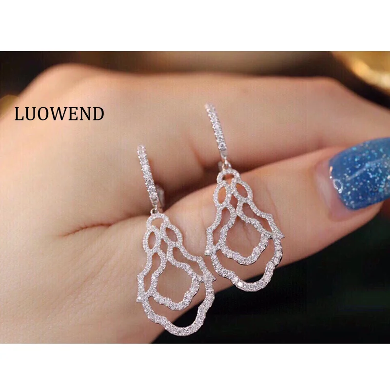 LUOWEND 100% 18K White Gold Earrings Women 0.80carat Real Natural Diamond Drop Earrings Cute Light Bulb Shape high Party Jewelry