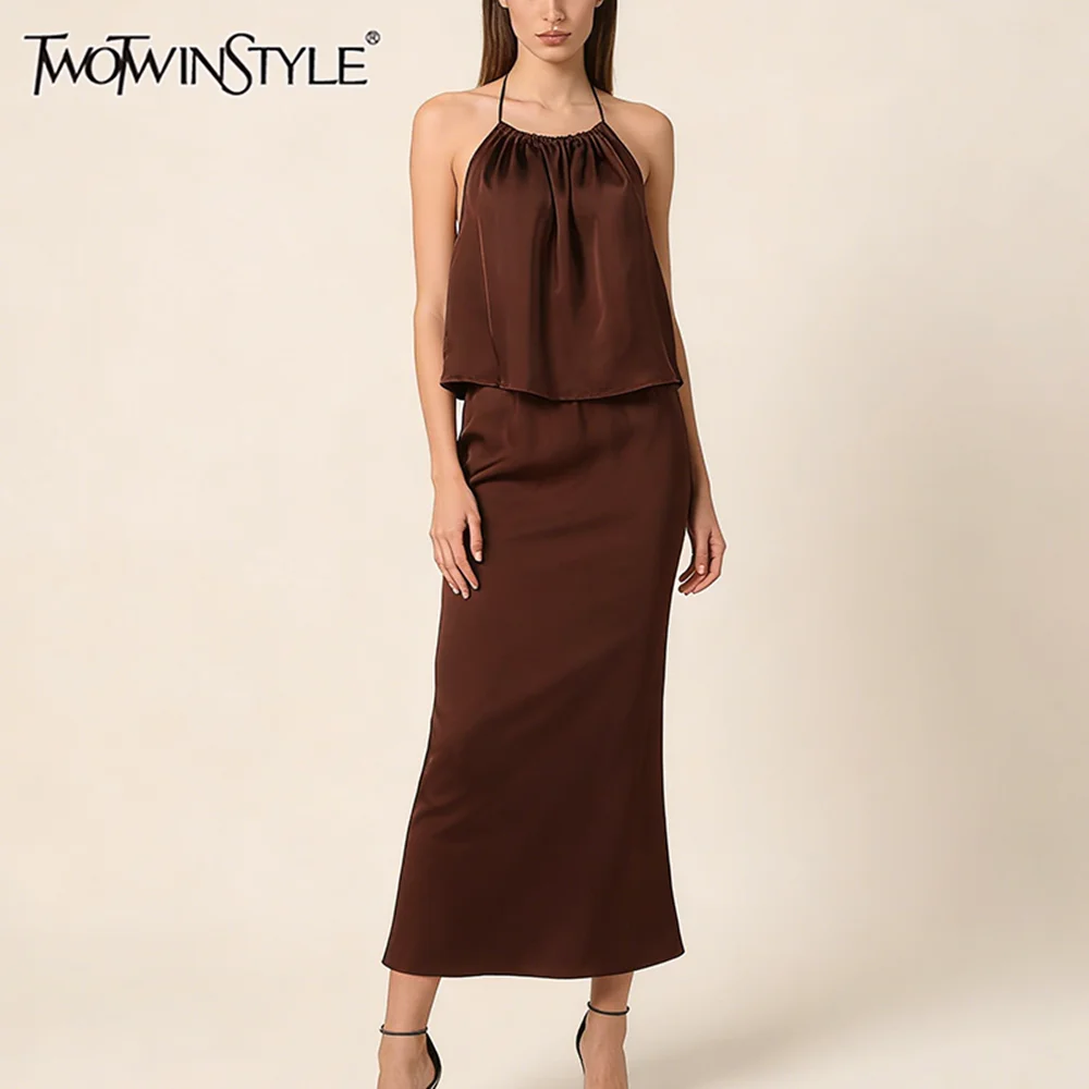 

TWOTWINSTYLE Brown Spliced Folds Two Piece Set Female Halter Sleeveless Vest Vintage Casual Women's Skirt Sets Summer Fashion