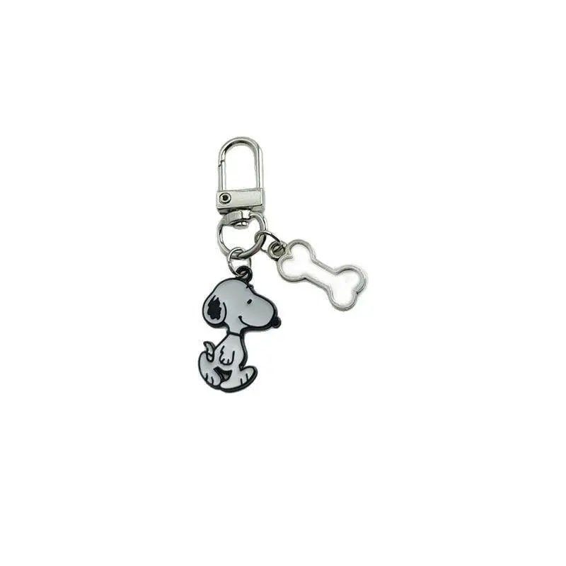 Cute Snoopy Metal Keychain Enamel Pendant For Women Couple Matching Gift Backpack Handbag Charm Souvenir Wedding Favor Present