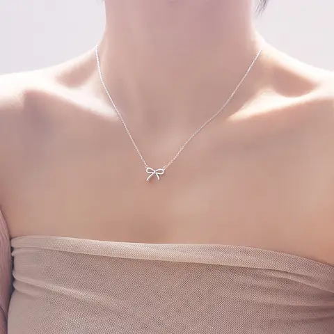 LIVVY 여성을위한 섬세한 실버 컬러 Bowknot 펜던트 목걸이 독특한 디자인 패션 수제 보석 선물