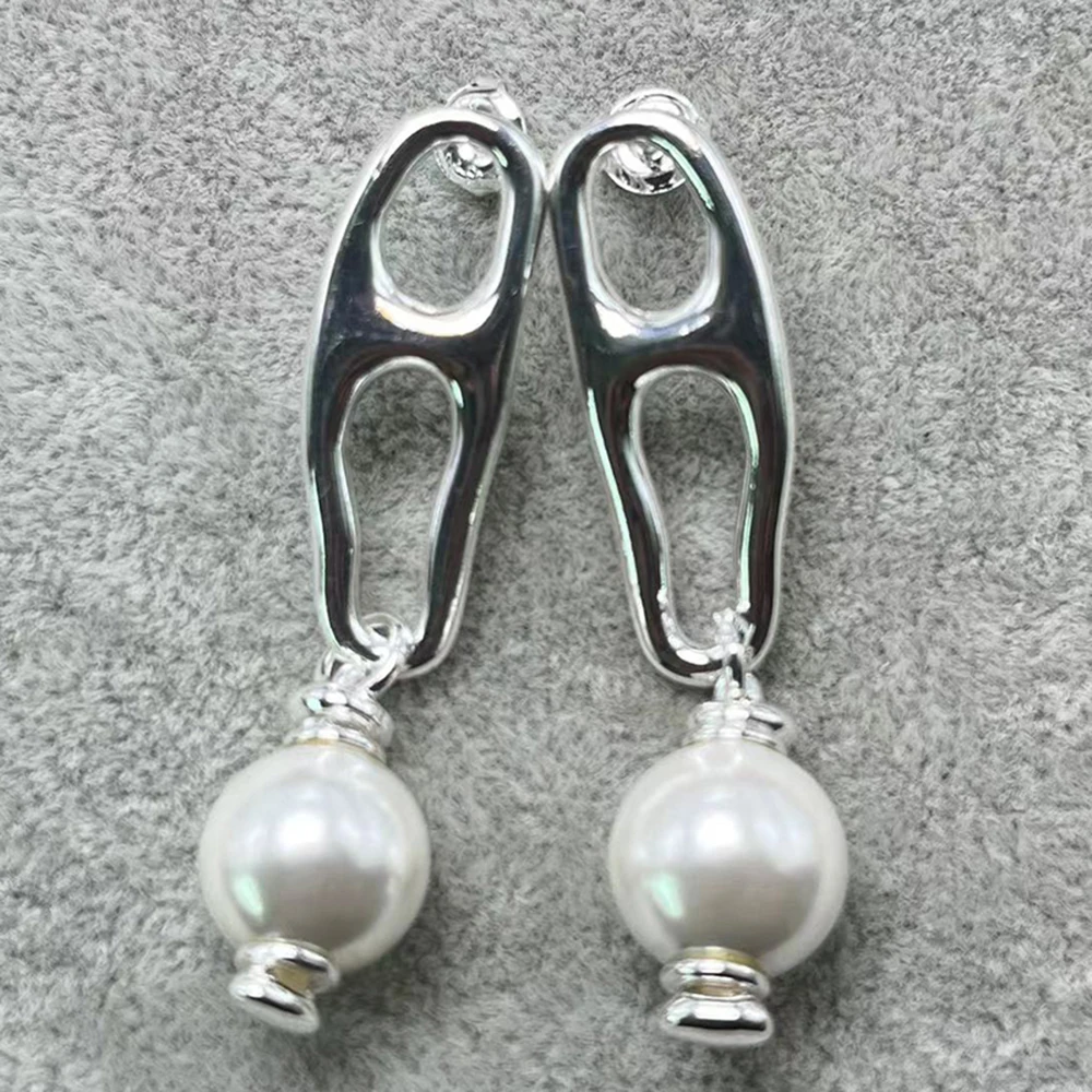 2023 New UNO Bestselling Exquisite High Quality Pearl Women's Earrings Jewelry Gift Bag in Europe and America