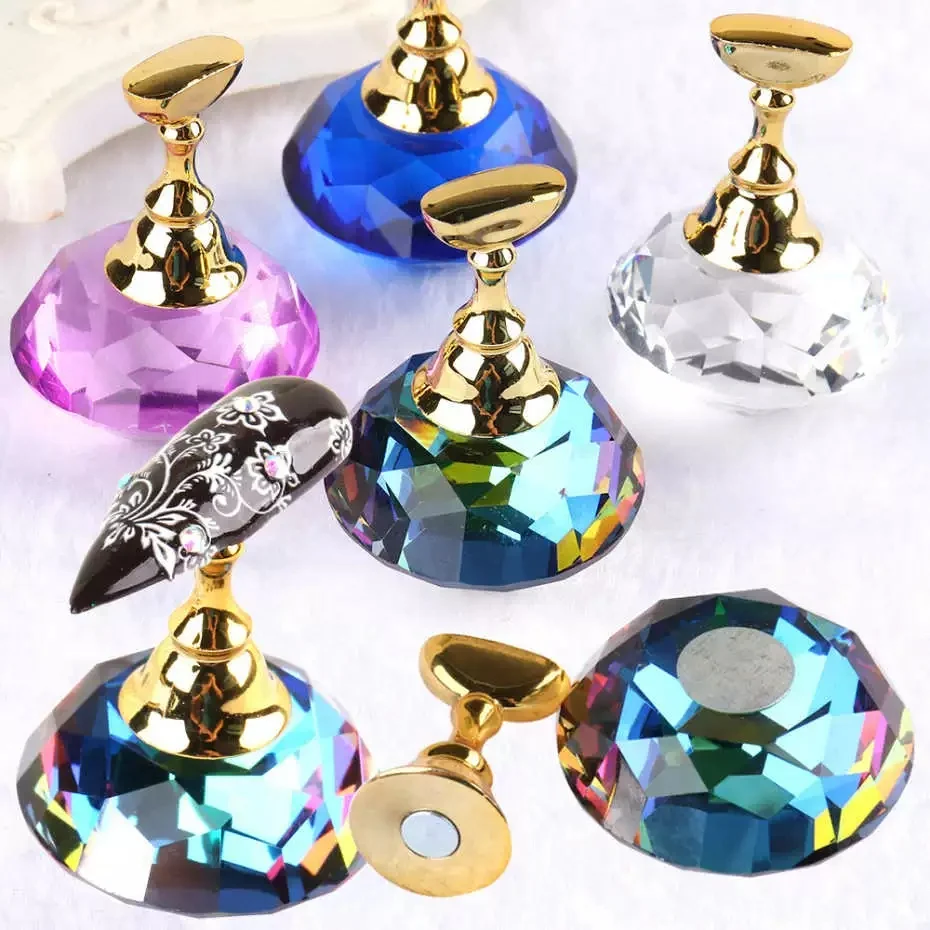 

5pcs Nail Art Display Stand Set,Magnetic Gemstone Base Nail Art Practice Display Stand False Nails Showing Shelf Manicure Tools