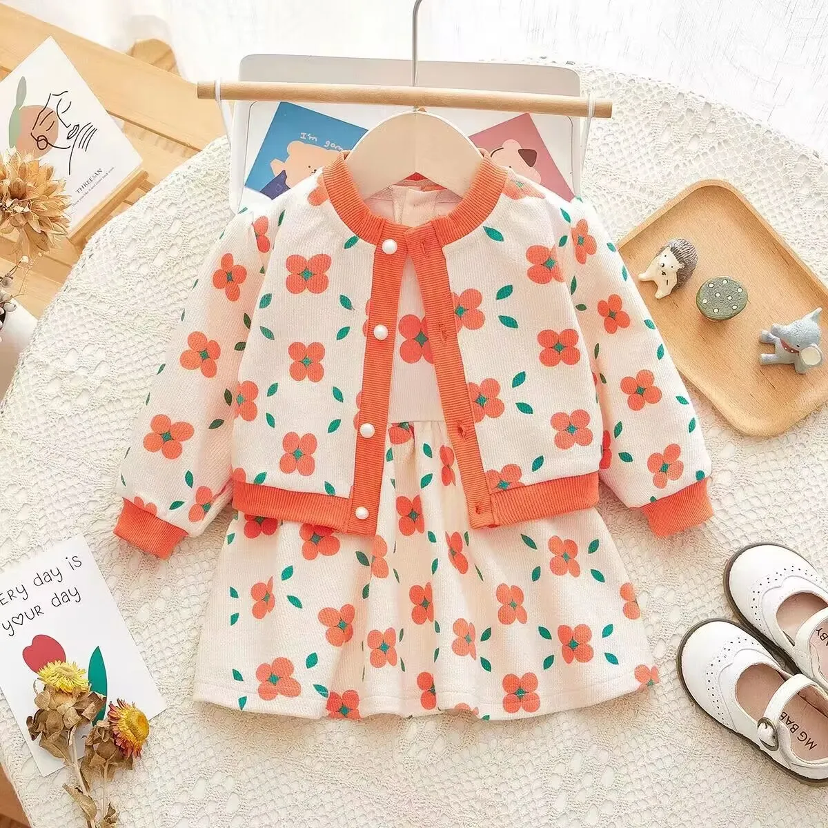 

0 2 4 Y Toddler Baby Coat Dress Set 2023 New Girls Princess Dress Set Children's Cardigan Dress Two Piece Set Kids Clothing Suit