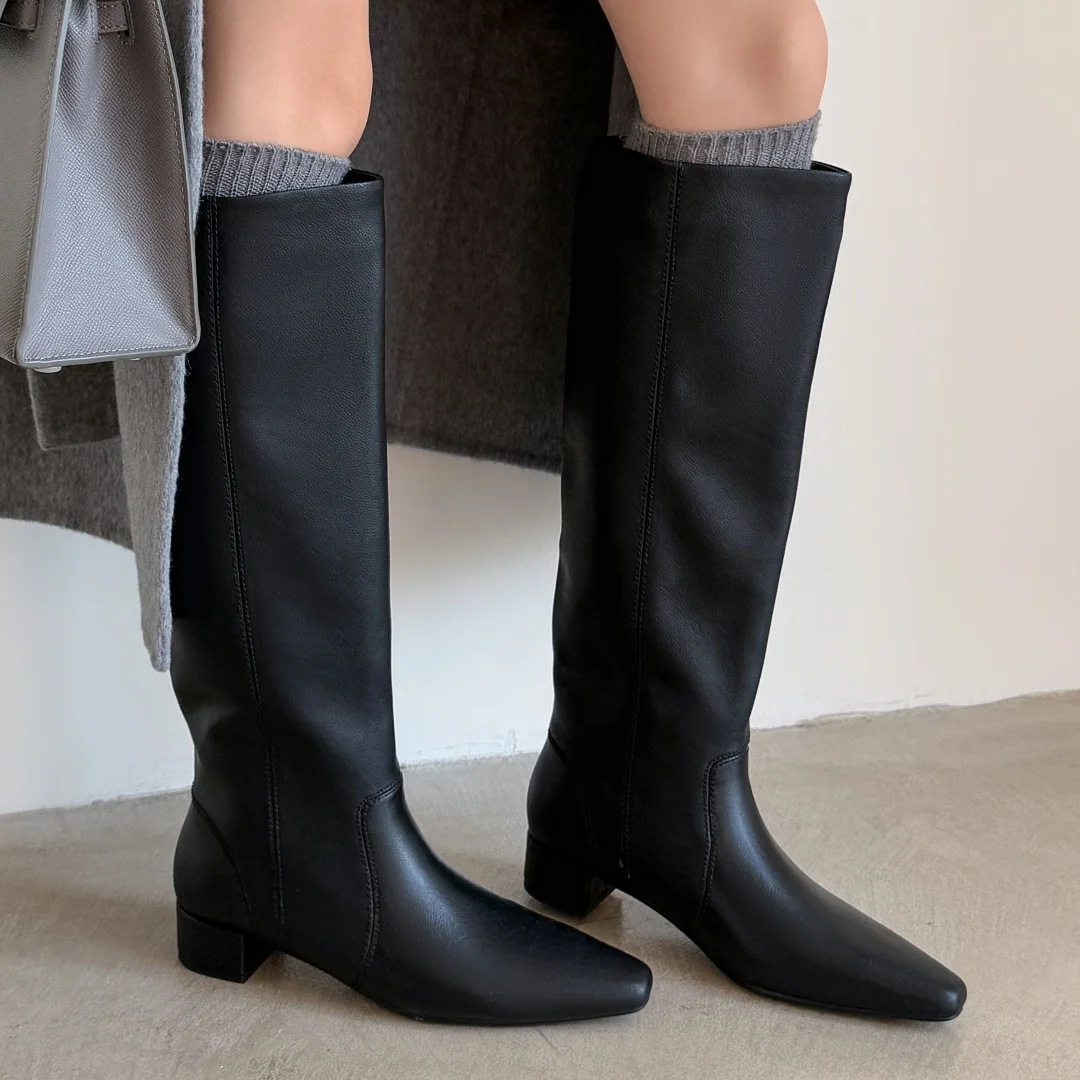 أحذية نسائية من الجلد الطبيعي بمقدمة مربعة سهلة الارتداء للخريف أحذية عالية الجودة ناعمة ومريحة أحذية طويلة غير رسمية للنساء #6