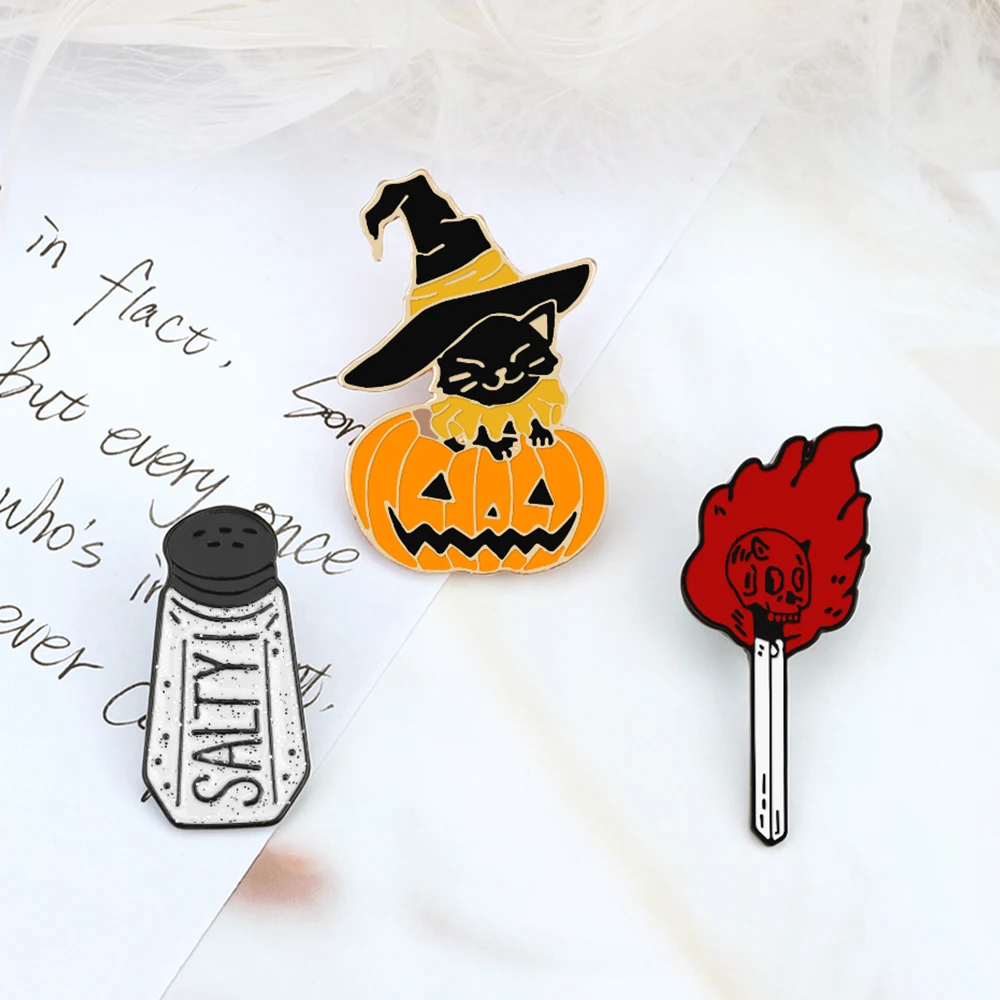 Creative Brooches Halloween Pumpkin Witch Cat Burning Match Stick Skeleton Enamel Pin Funny Salt Seasoning Bottle Badges Jewelry