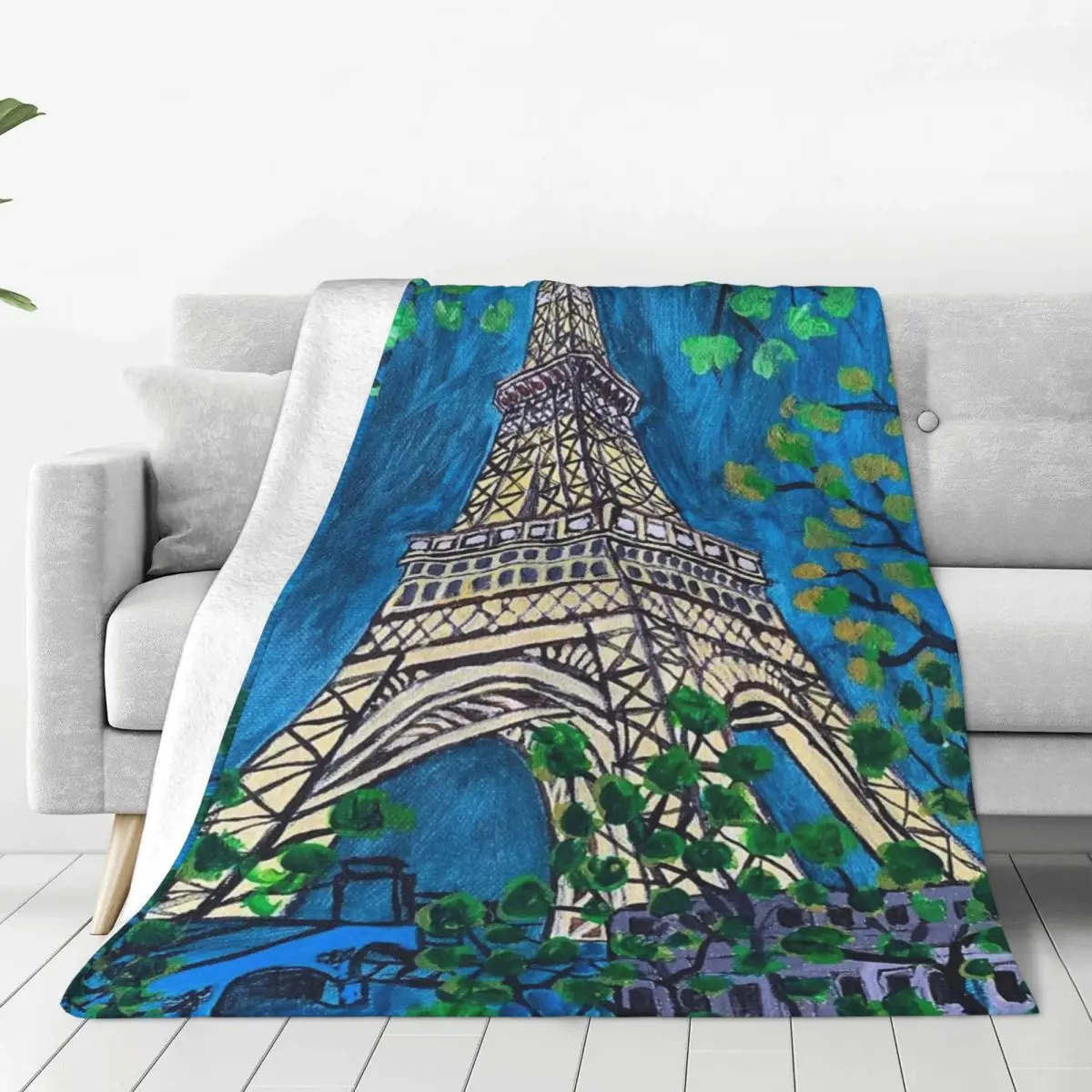 Eiffel Tower Four Seasons Universal Blanket Air-Conditioned Room Can Be Covered Halloween Gifts