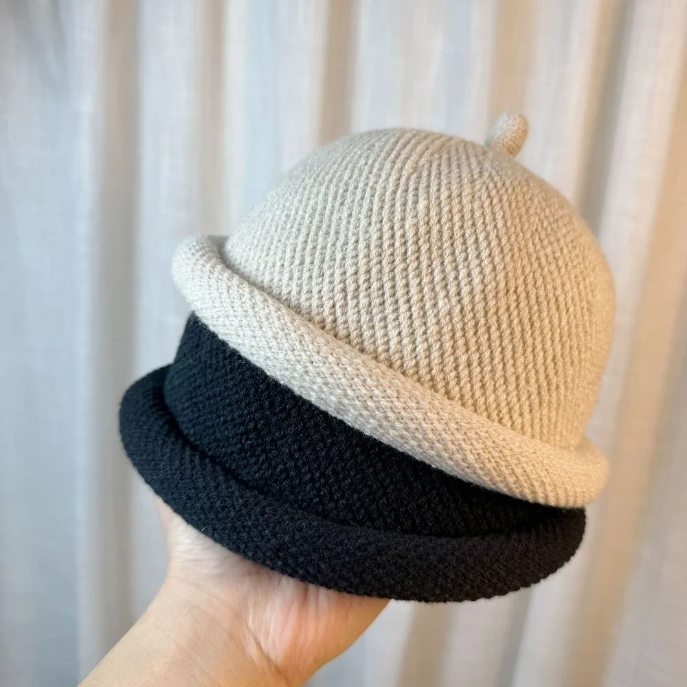 Cappelli in pelle di melone lavorati a maglia tinta unita alla moda con tesa corta Mantieni caldi cappelli da padrone di casa Cappelli da pittore invernali