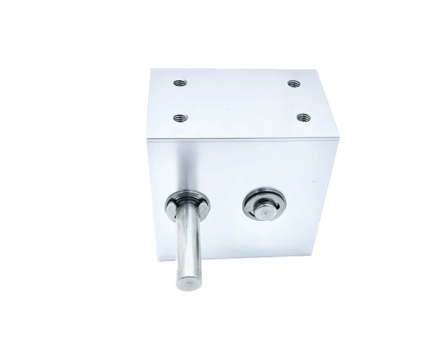 180 degree forward and reverse conversion gearbox 2 to 1 small steering one in two out dual output gearbox commutator