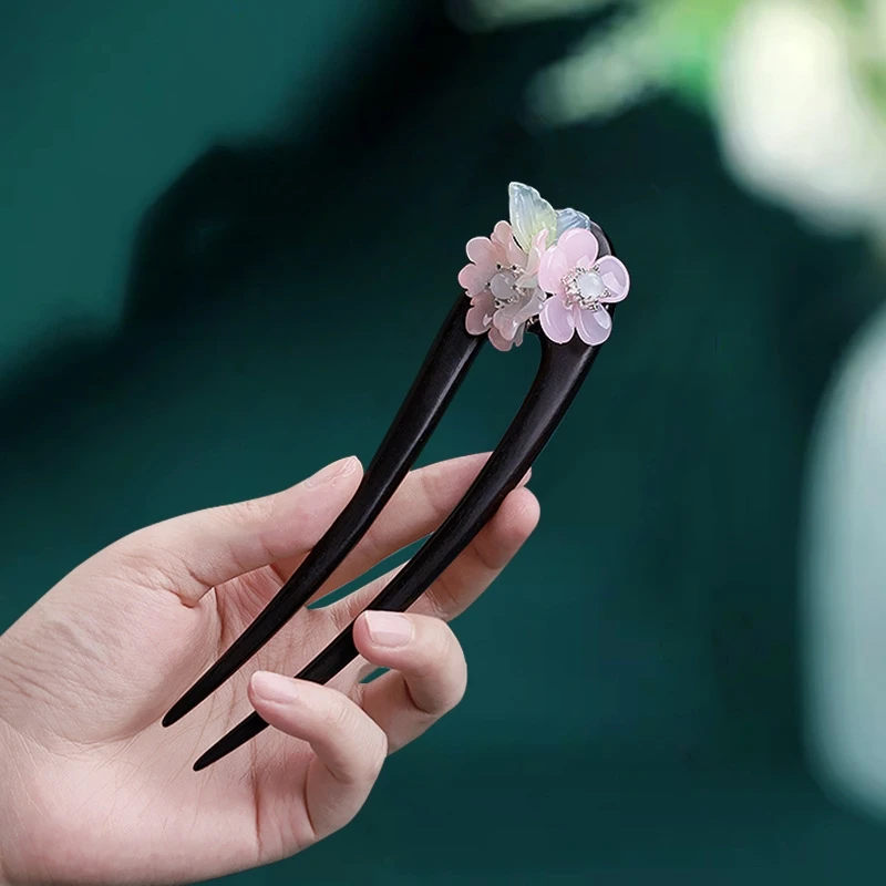 Chinese Wooden Hair Sticks Forks U Shaped Hairpins Clips Flower Headpiece for Women Girls Hair Bun Maker Retro Fashion Hairclips