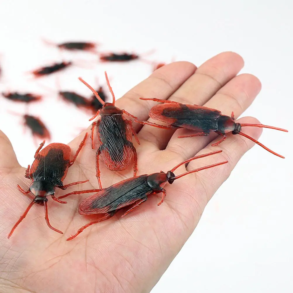 

200Pcs Realistic Fake Cockroaches Plastic Prank Props for Halloween Party Trick Game Scary Decoration Fool's Day Vivid