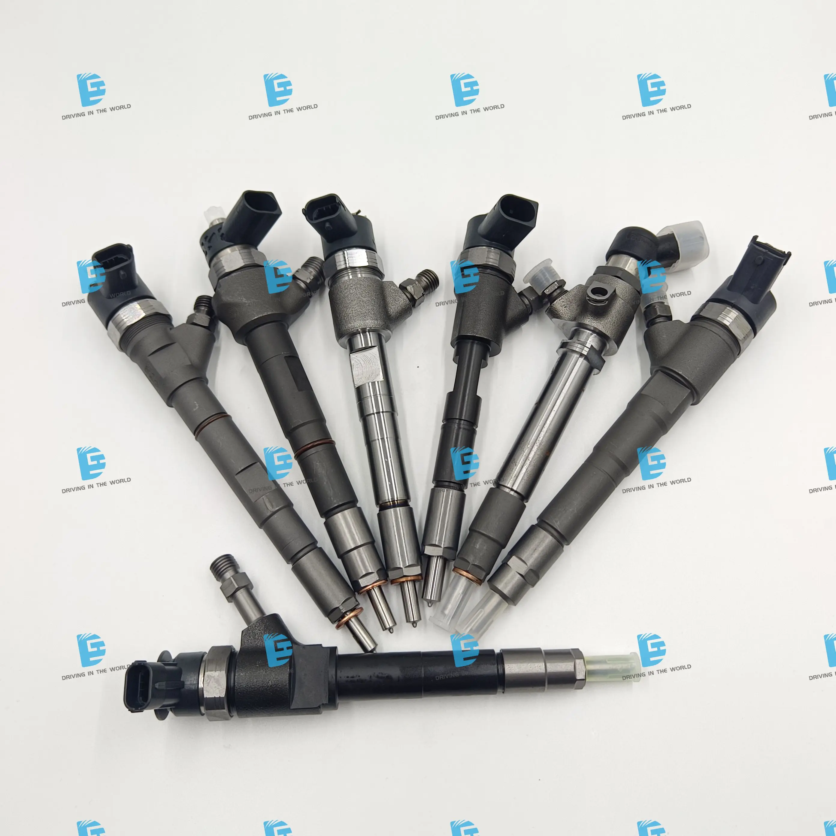 New fuel injector 0445110498 0305BAM00270N suitable for Mahindra diesel fuel injectors in India