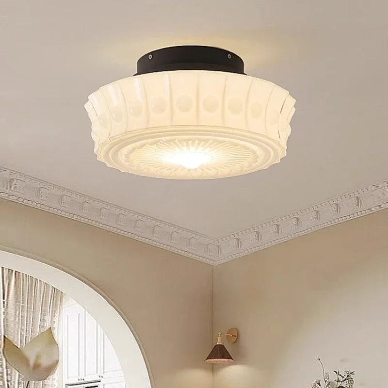 

Retro bedroom ceiling light Nanyang wind aisle balcony entrance light cream wind ancient study restaurant chandelier