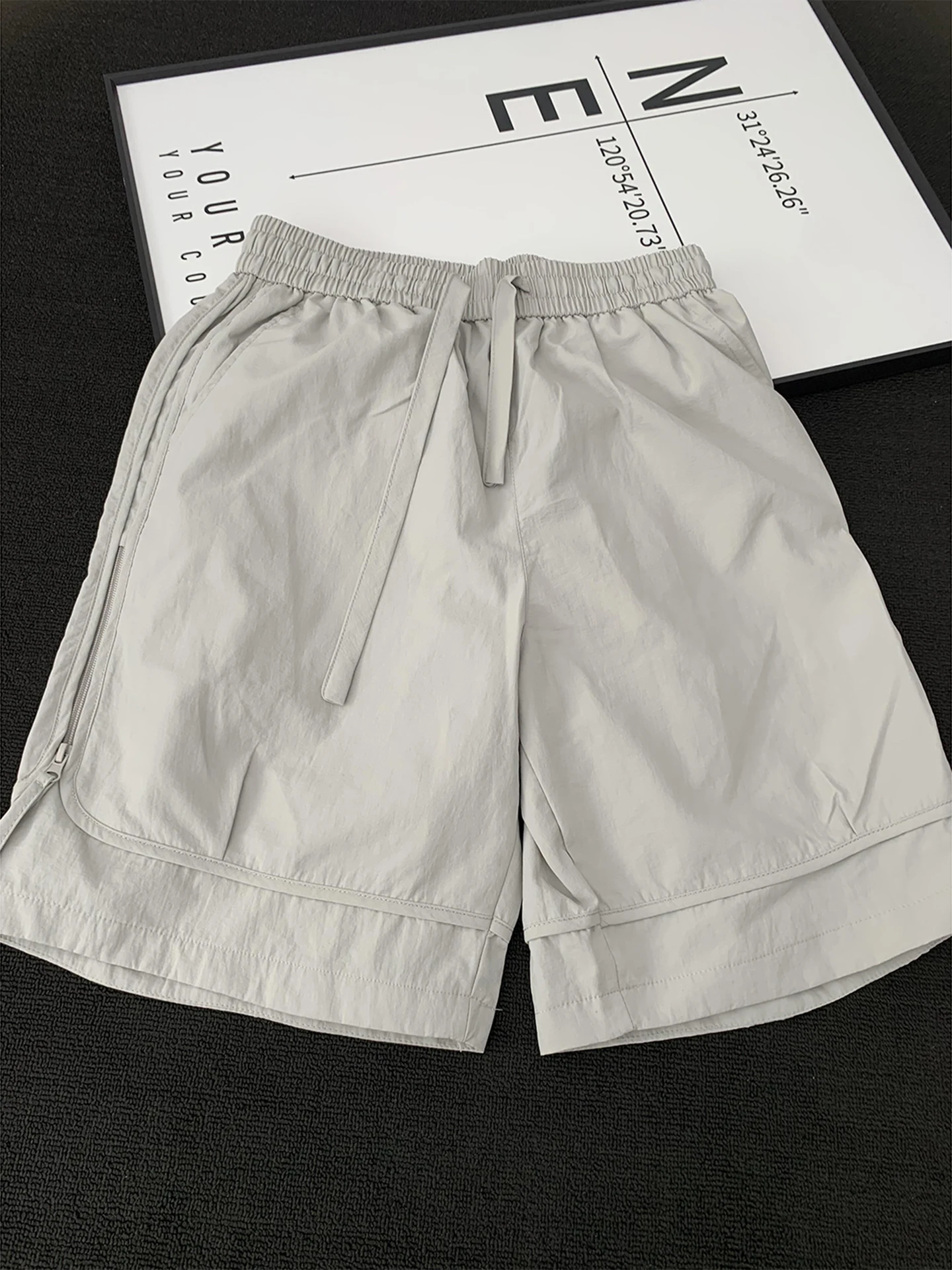 

Мужские летние тонкие спортивные брюки-бриджи с молнией в американском уличном стиле, быстросохнущие, для работы и активного отдыха