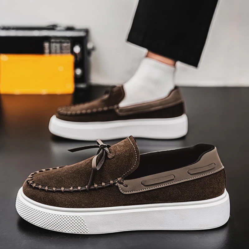 New men's high-quality casual shoes thick soled fashionable and comfortable board shoes outdoor loafers low cut walking shoes