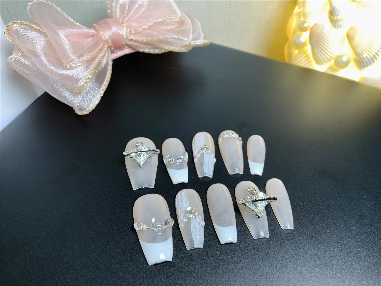 Luxury 10Pcs /Set Full Cover False Glue Press on Nails French White Pink Beige Long Handmade Removable Rhinestone Pearl Diamond