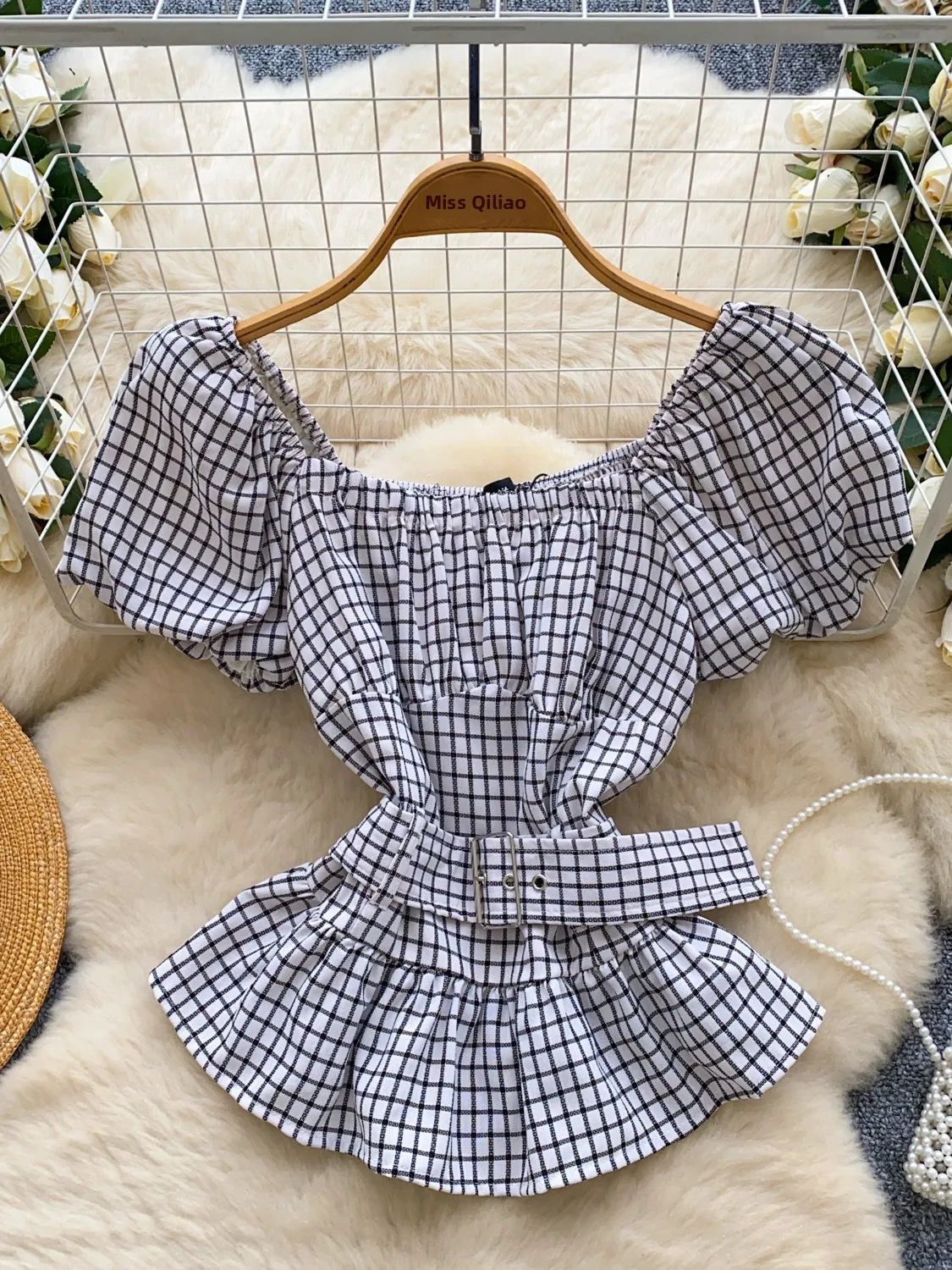 

Dopne Pure Desire Sle One-oulder Bubble Sve Top Women Summer Waist Belt Lace Trim Small Size Spicy Girl Blouse